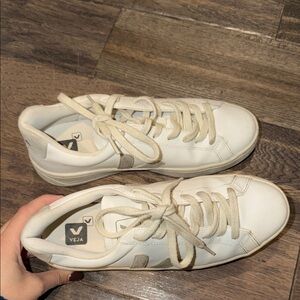 Veja Cream Lace-Up Sneakers
